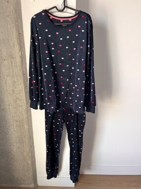 Kate Spade New York XL Navy Kiss Print Plush Loungewear Set Top and Bottom